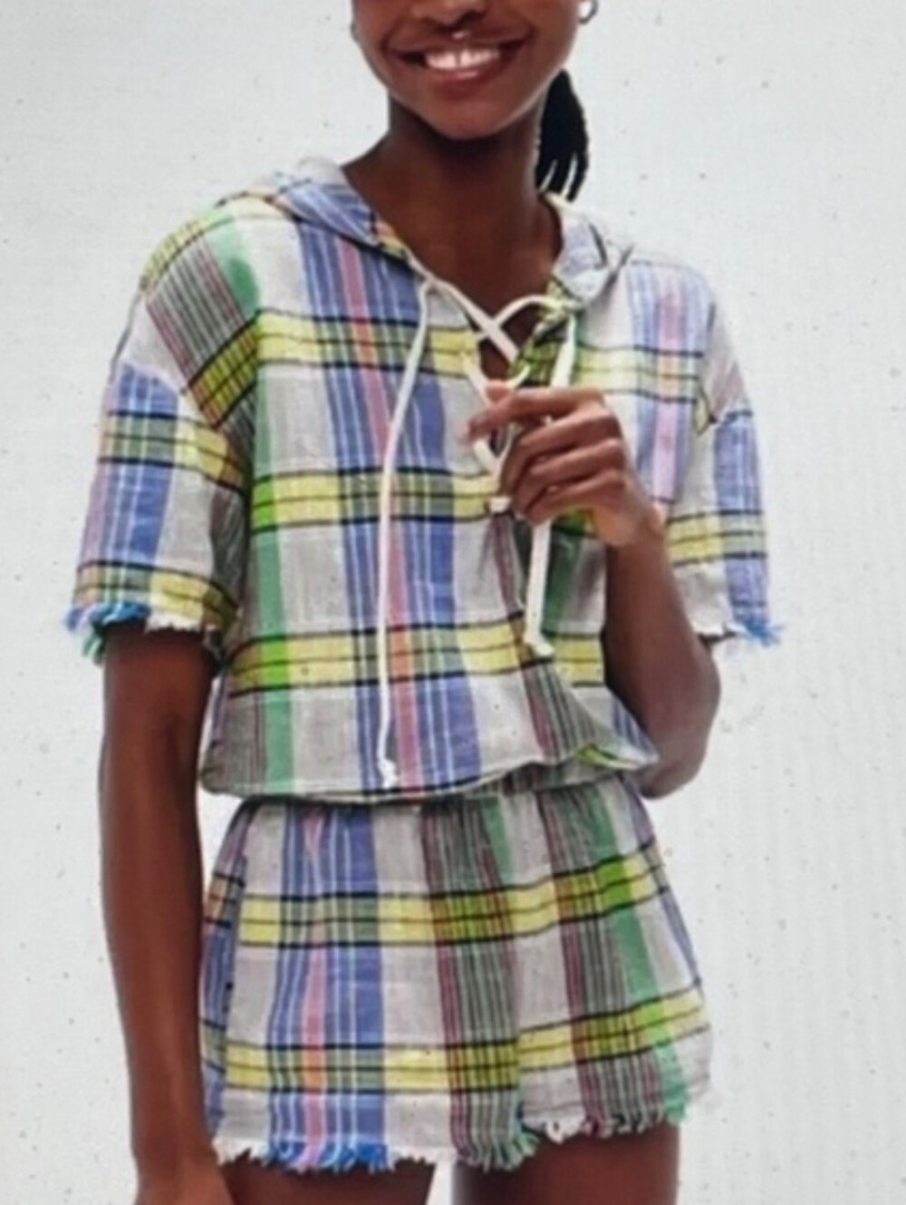 ❣️EUC Urban Outfitters Plaid Hooded Multicolor Distressed Romper Size M🌙